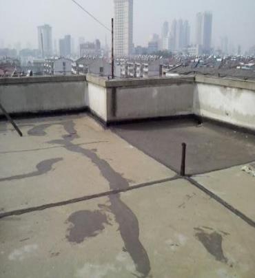 岳麓漏水维修 楼顶漏水是什么原因，楼顶漏水维修方法是什么?